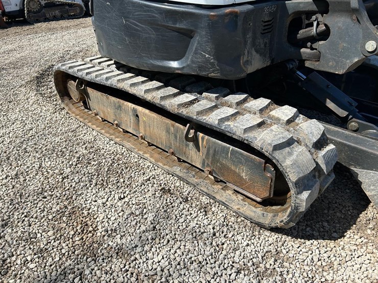 2022-bobcat-e50-image-12