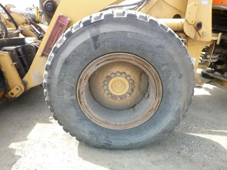 2004-caterpillar-924gz-image-36