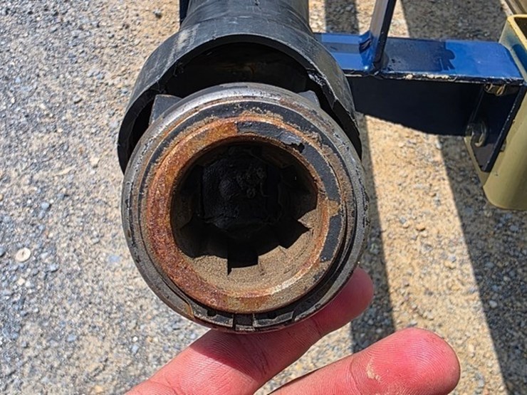 new-harvest-t862-8"x62'-transport-auger-image-12