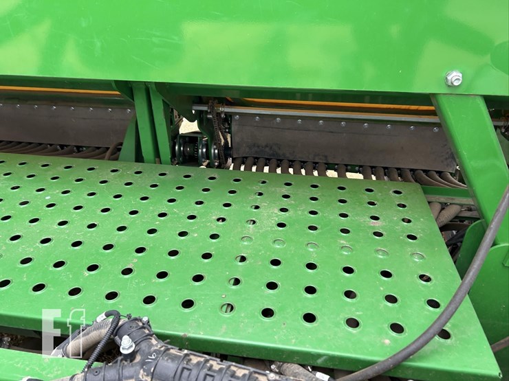 2014-john-deere-1990ccs-image-56