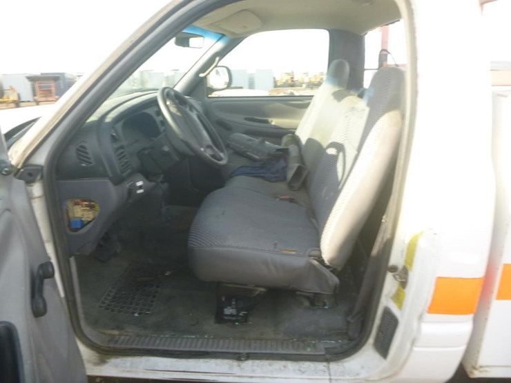 2002-dodge-ram-2500-image-9