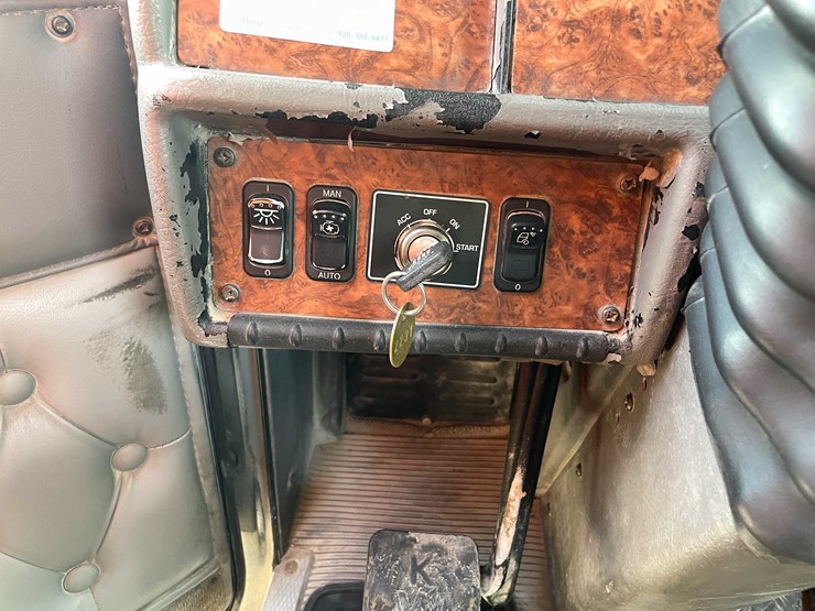 2004-kenworth-t800-image-83