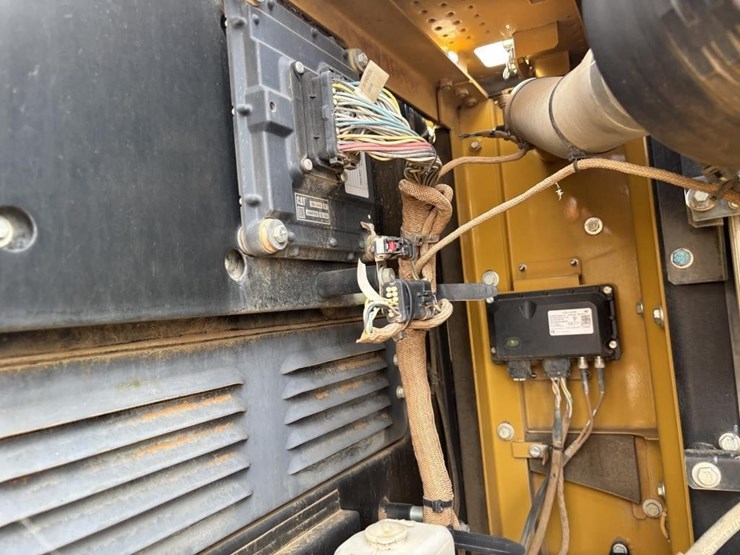 2019-caterpillar-313flgc-image-43