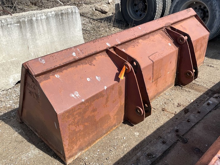 #5684-•-pin-on-bucket-image-7