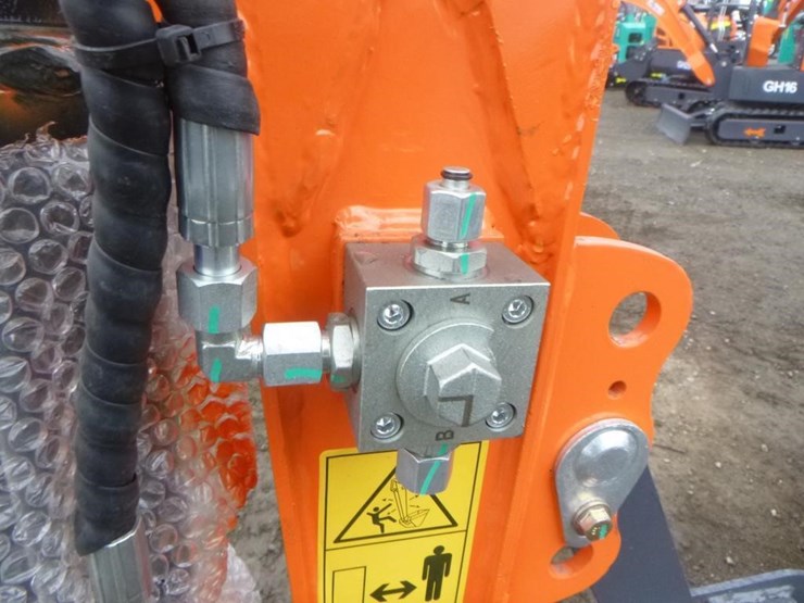 aboss-gh25-hydraulic-excavator-image-14