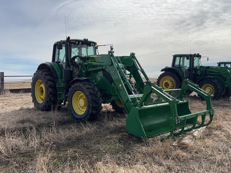 john-deere-6195m-image-3