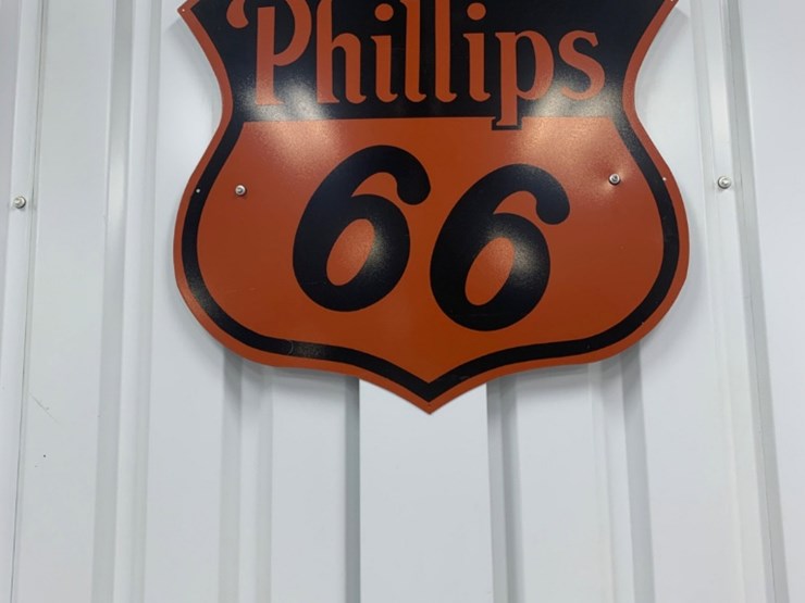 sinclair-dino-gasoline-pump-and-7-signs-image-5