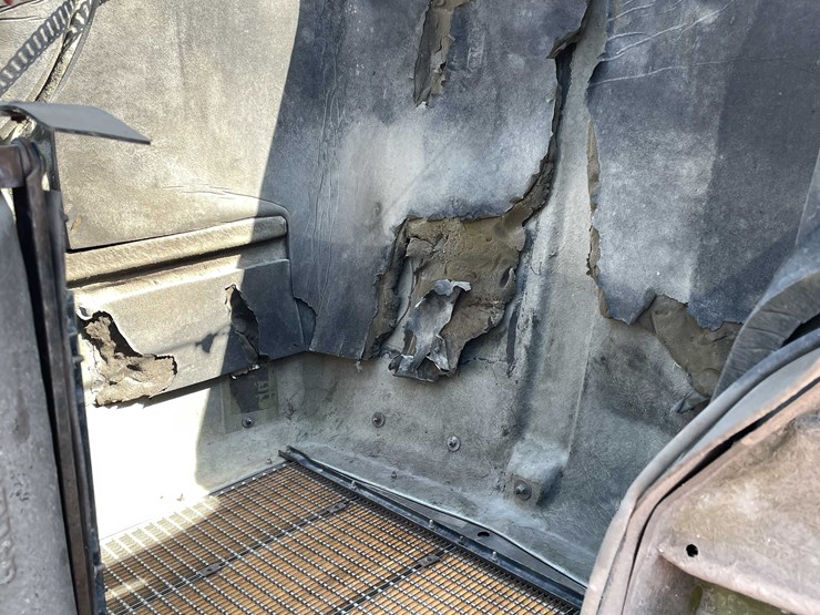 2004-kenworth-t800-image-112