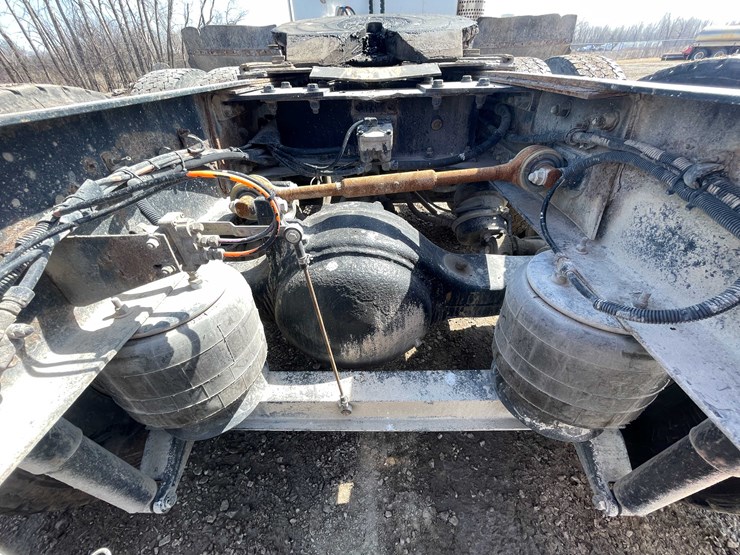 2004-kenworth-t800-image-51