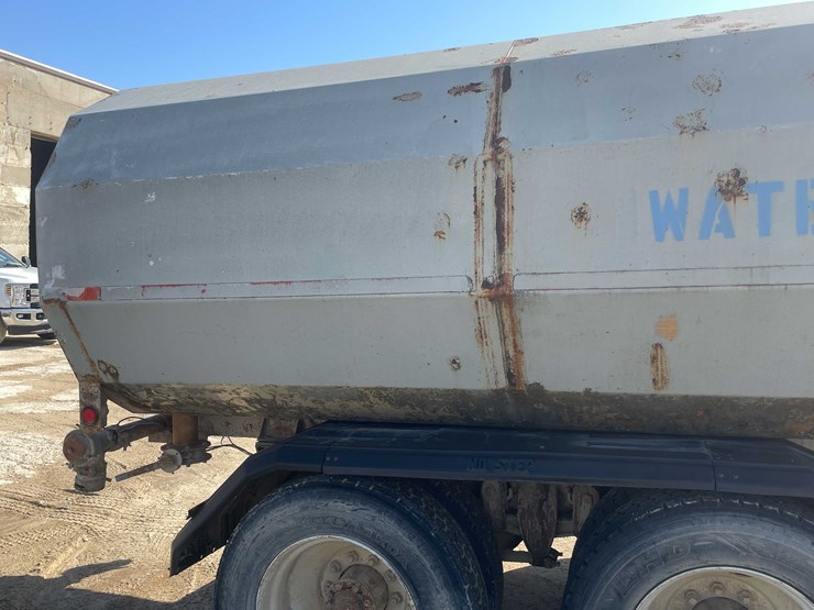 1987-ford-ltl9000-image-21