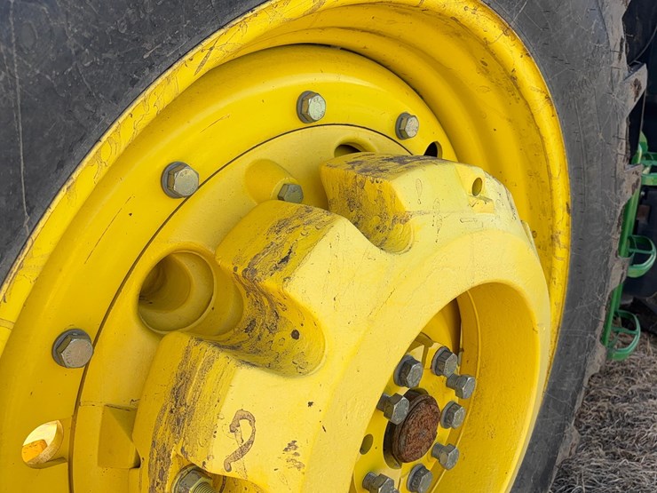 2018-john-deere-6145m-image-15