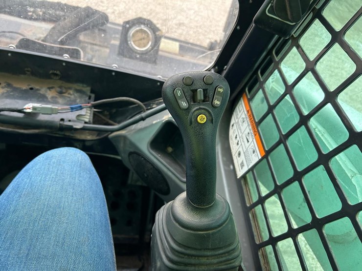 2018-bobcat-t770-image-21