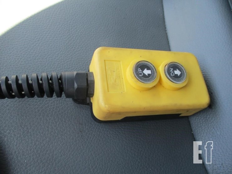 2012-ford-f550-sd-image-10