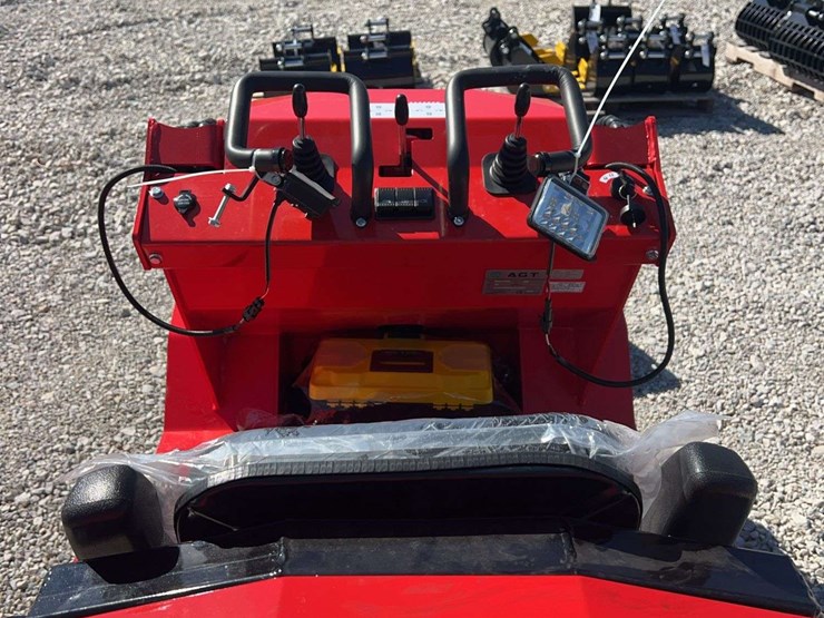 2026-agt-industrial-sda-140w-mini-wheel-loader-image-13