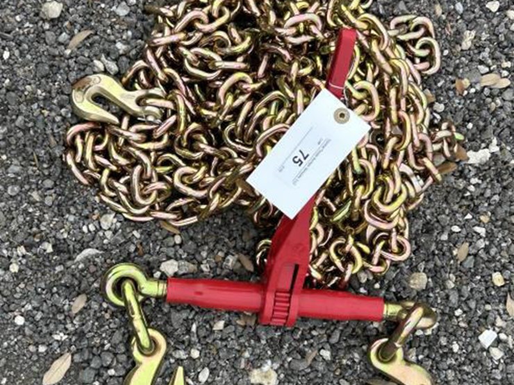 #75-•-(2)-3/8"-20'-chains-&-(1)-9,200-lb-boomer-image-1