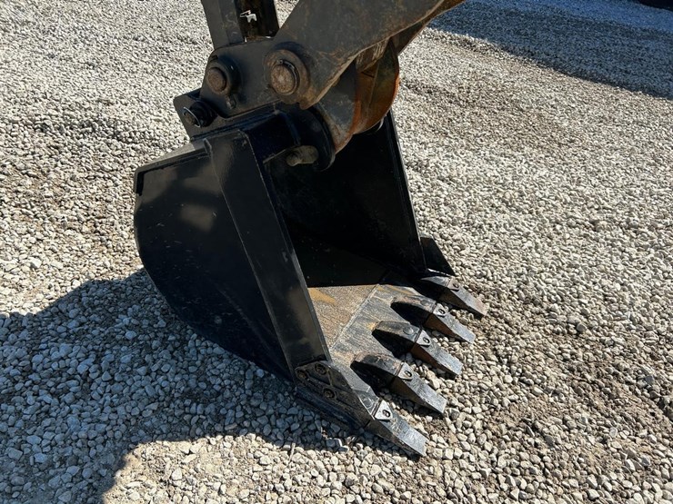 2022-bobcat-e50-image-8