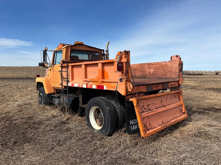 1989-ford-l8000-image-6