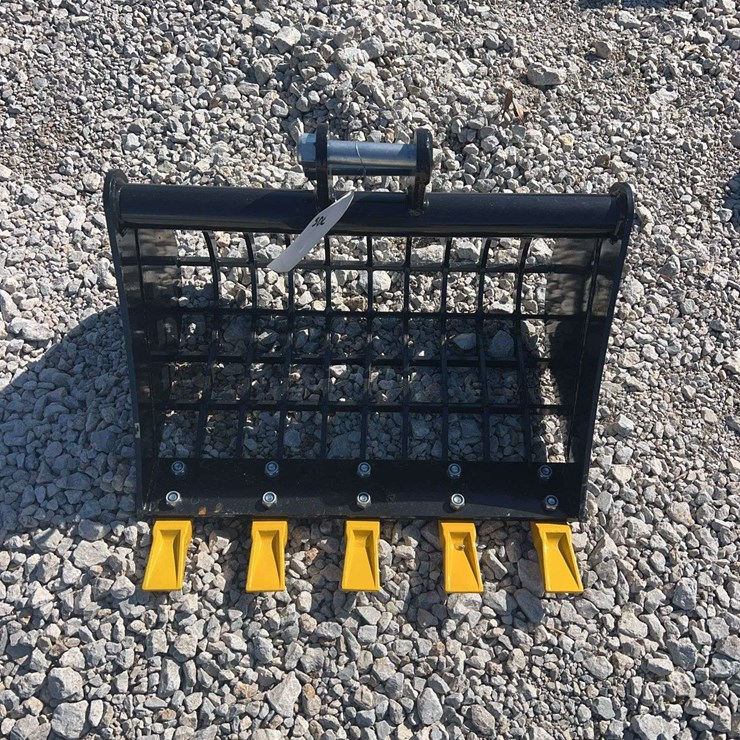 SDLANCH Mini Excavator Rock Bucket