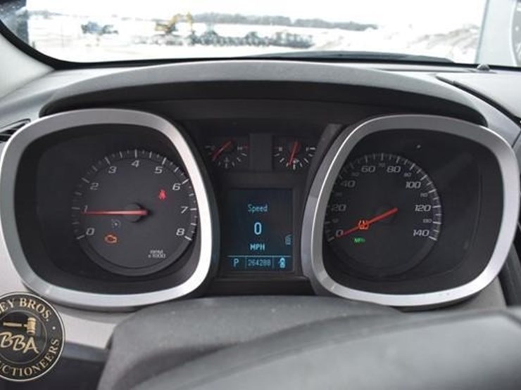 2010-chevrolet-equinox-ls-image-25