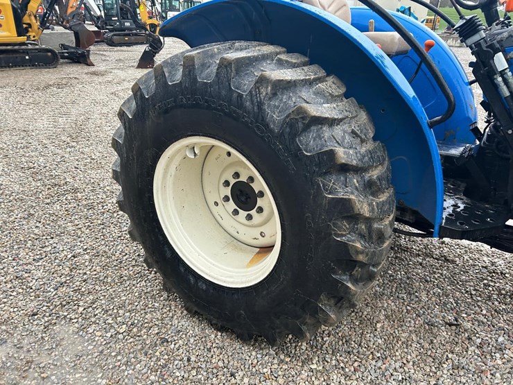 2016-new-holland-workmaster-70-image-13