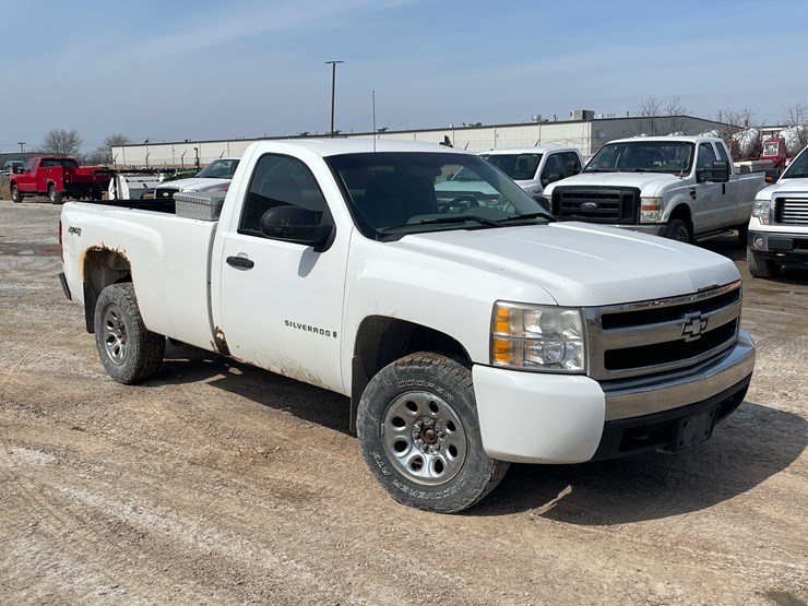 2007-chevrolet-k1500-image-3