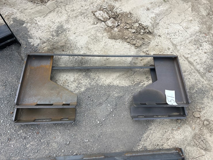 #51-•-(2)-open-back-skid-steer-adapter-plates-image-1