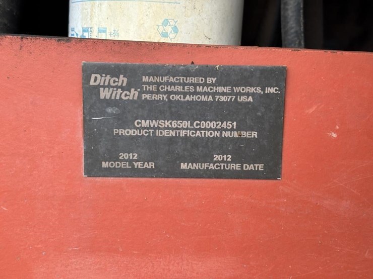 2012-ditch-witch-sk650-image-29