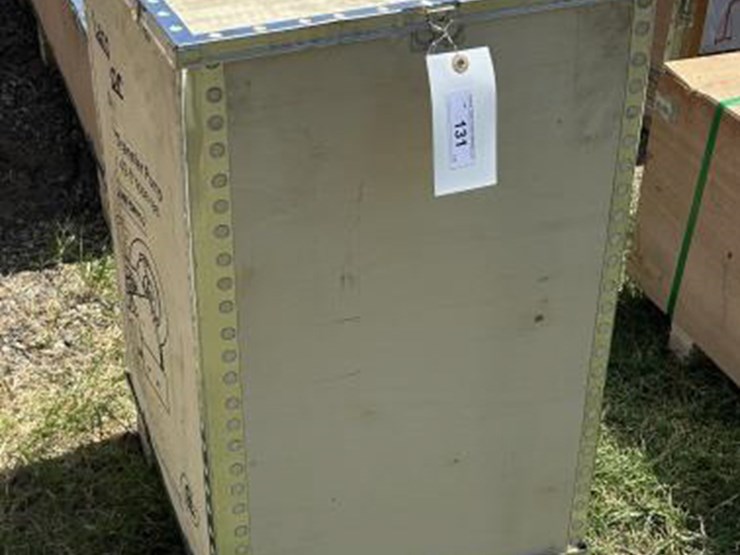 #131-•-diesel-transfer-pump-w/-49'-hose-reel-image-5