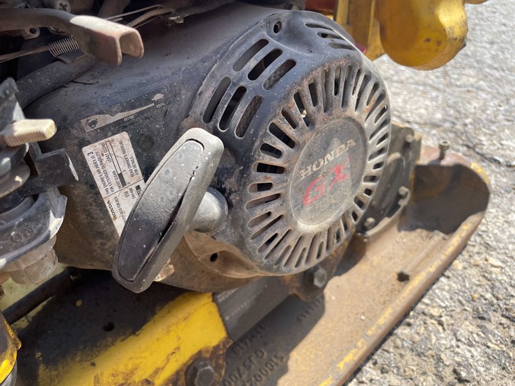 #5689-•-wacker-vp1135-plate-compactor-image-14