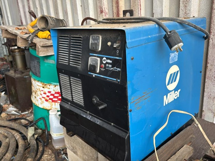 #253-•-miller-welder-image-9