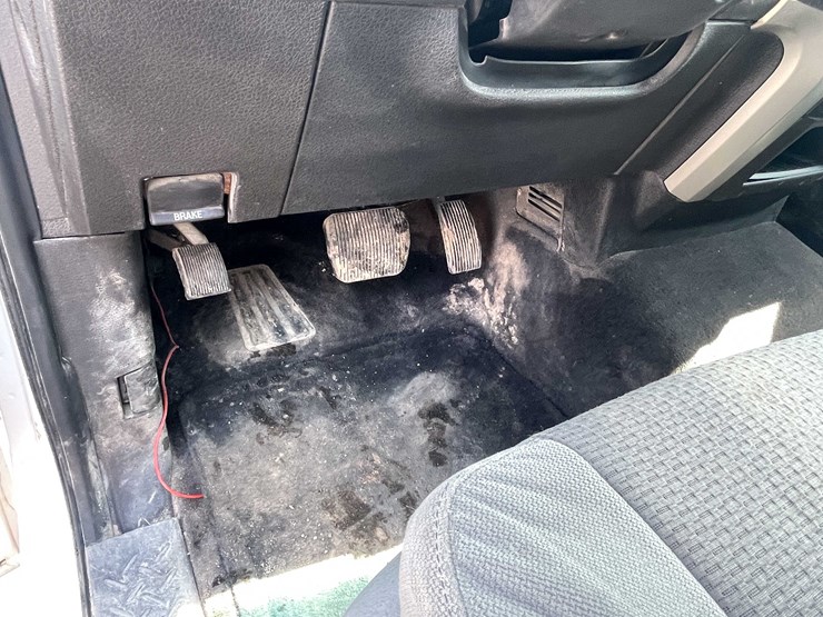 #5671-•-2012-f150-xlt-4x4-crew-cab-(has-wi-title)-image-46