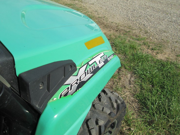 2011-caterpillar-550-image-12