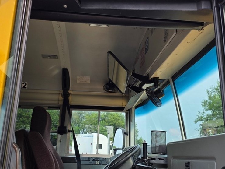 2008-caterpillar-c7-image-48