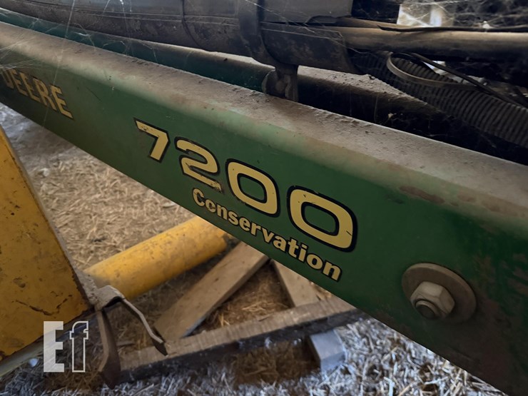 1993-john-deere-7200-image-2