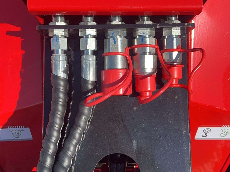 2026-agt-industrial-sda-140w-mini-wheel-loader-image-10