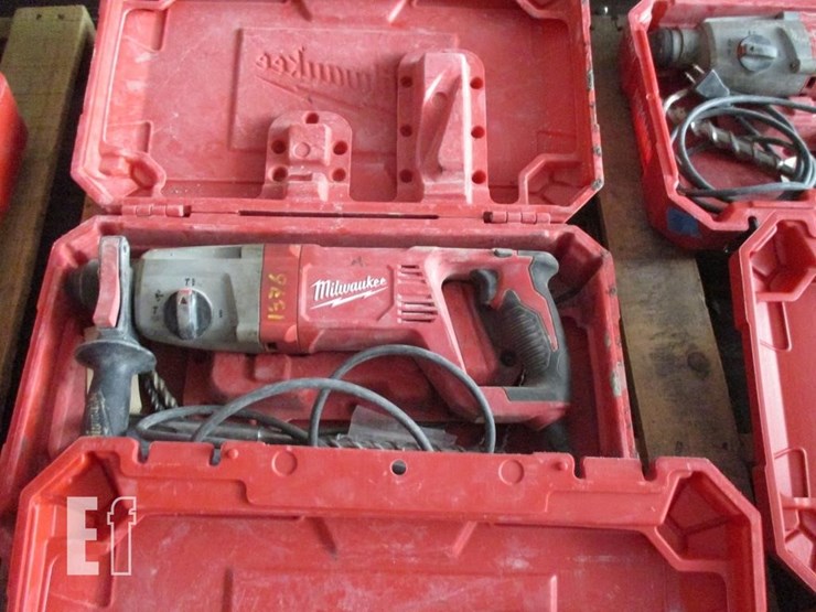 (4)-milwaukee-rotary-hammers-image-4