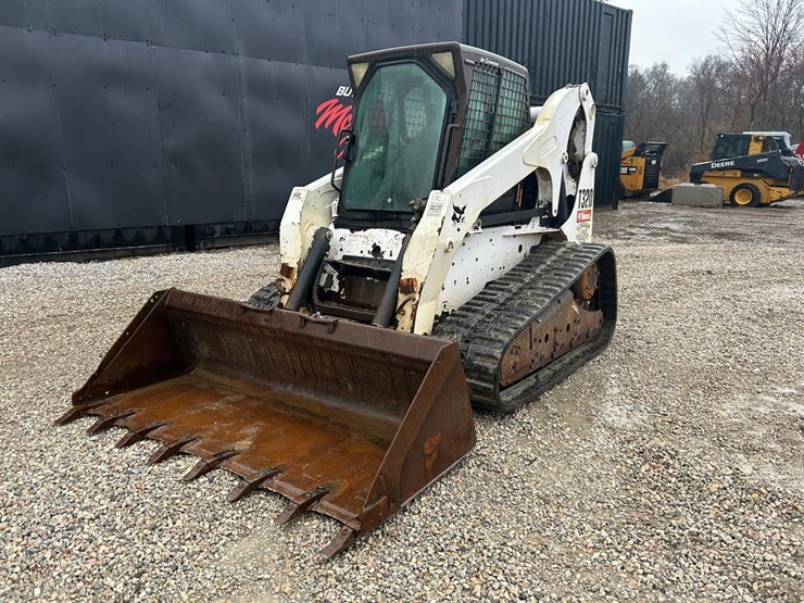 bobcat-t320-image-8