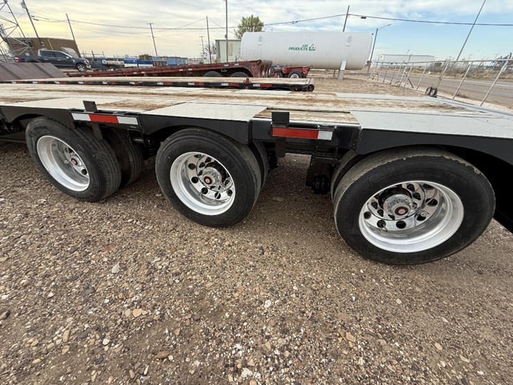 2014-transcraft-53'-x-102"-image-11