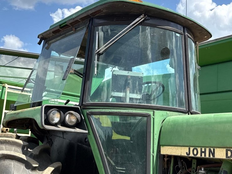 john-deere-4840-image-11