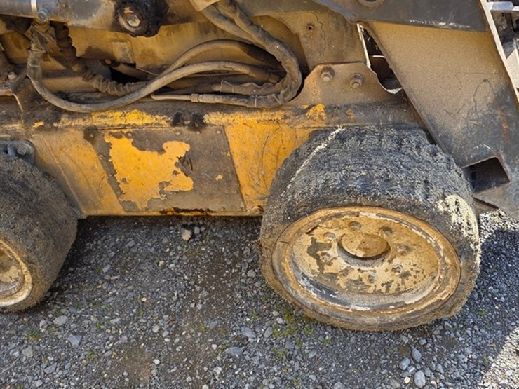 new-holland-ls180-image-8