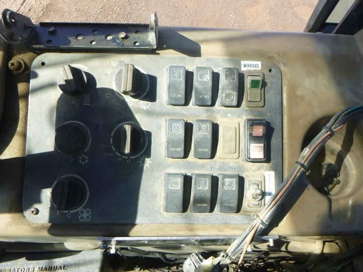 2004-case-721d-image-27