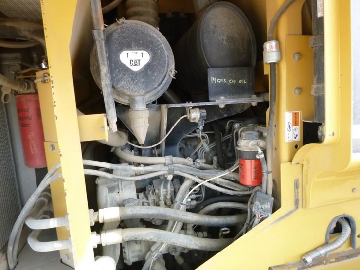 2004-caterpillar-924gz-image-34