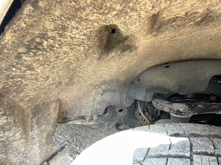 #5673-•-2015-f150-xlt-4x4-extended-cab-(has-wi-title)-image-22