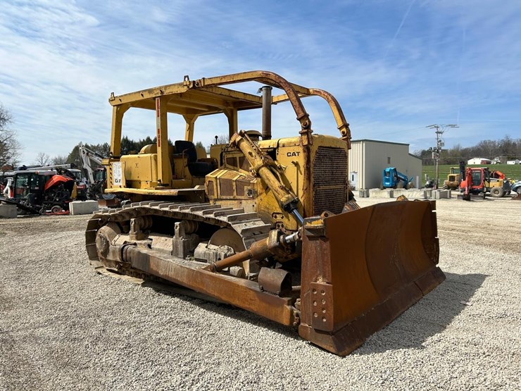 caterpillar-d7f-image-6