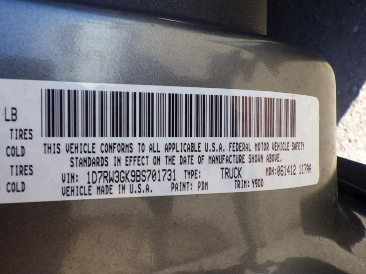 2011-dodge-dakota-image-16