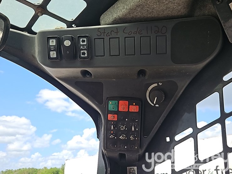 2023-deere-325g-image-29