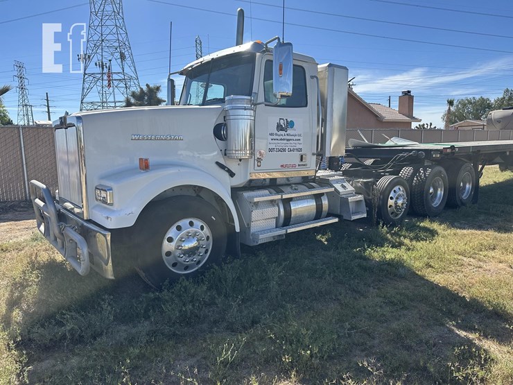 2019-western-star-4900-image-1
