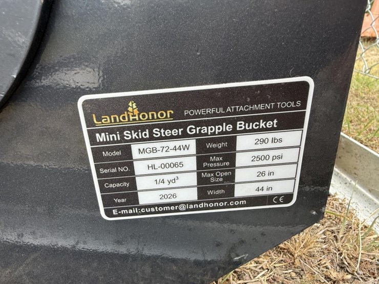 #41-•-mini-skid-steer-grapple-bucket-image-5