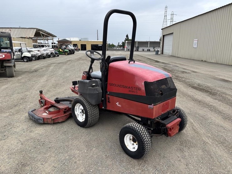 2011-toro-groundsmaster3280d-image-4