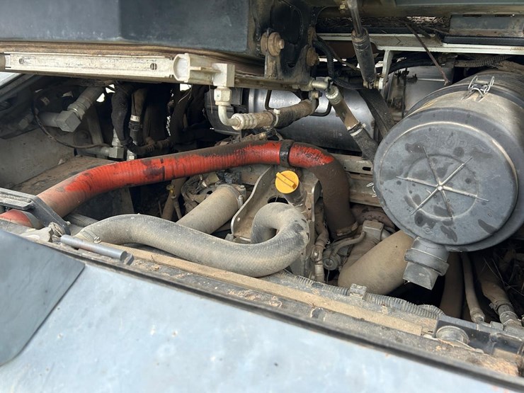 takeuchi-tl12-image-16